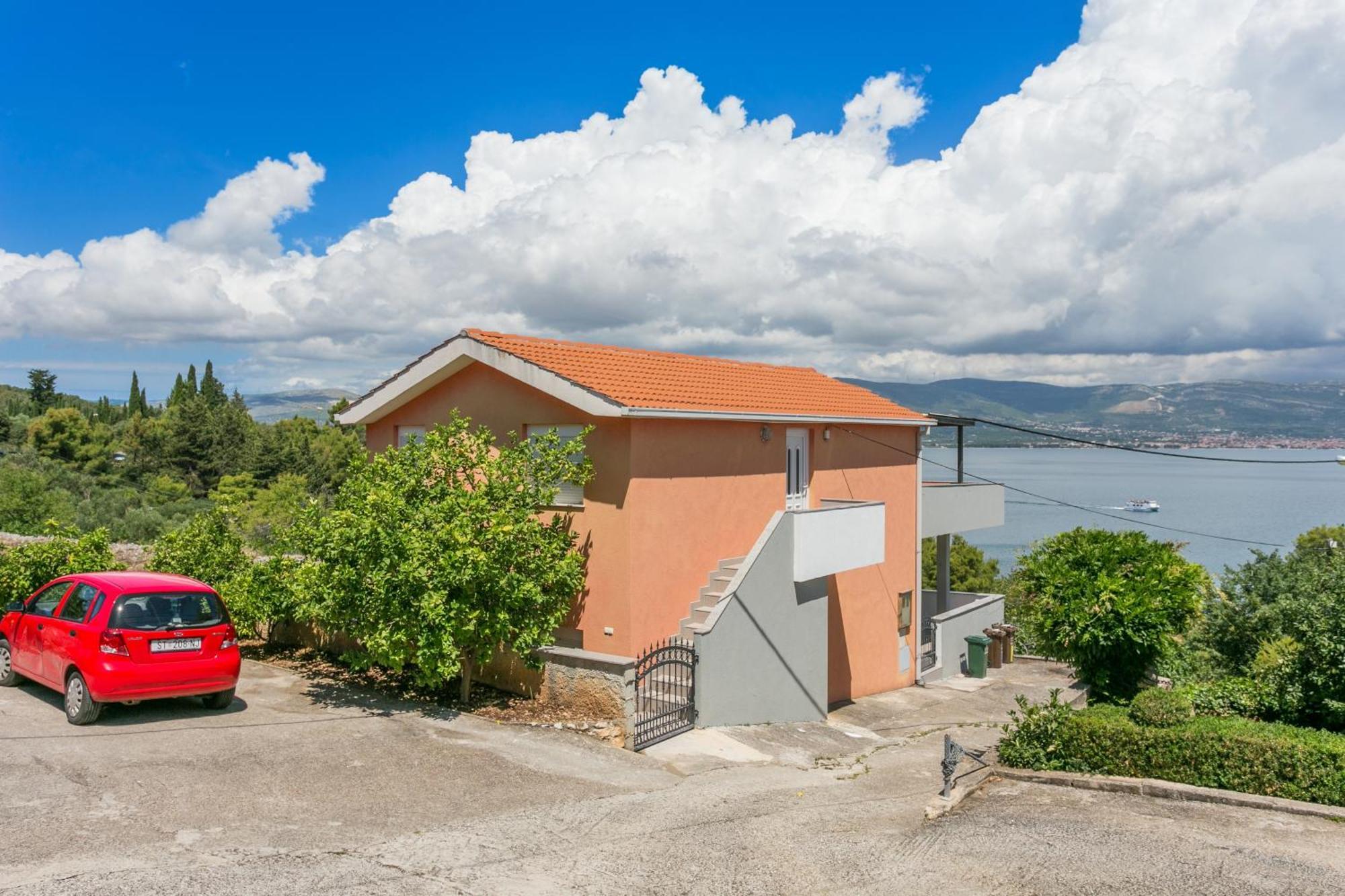 Apartments By The Sea Slatine, Ciovo - 11126 Dış mekan fotoğraf